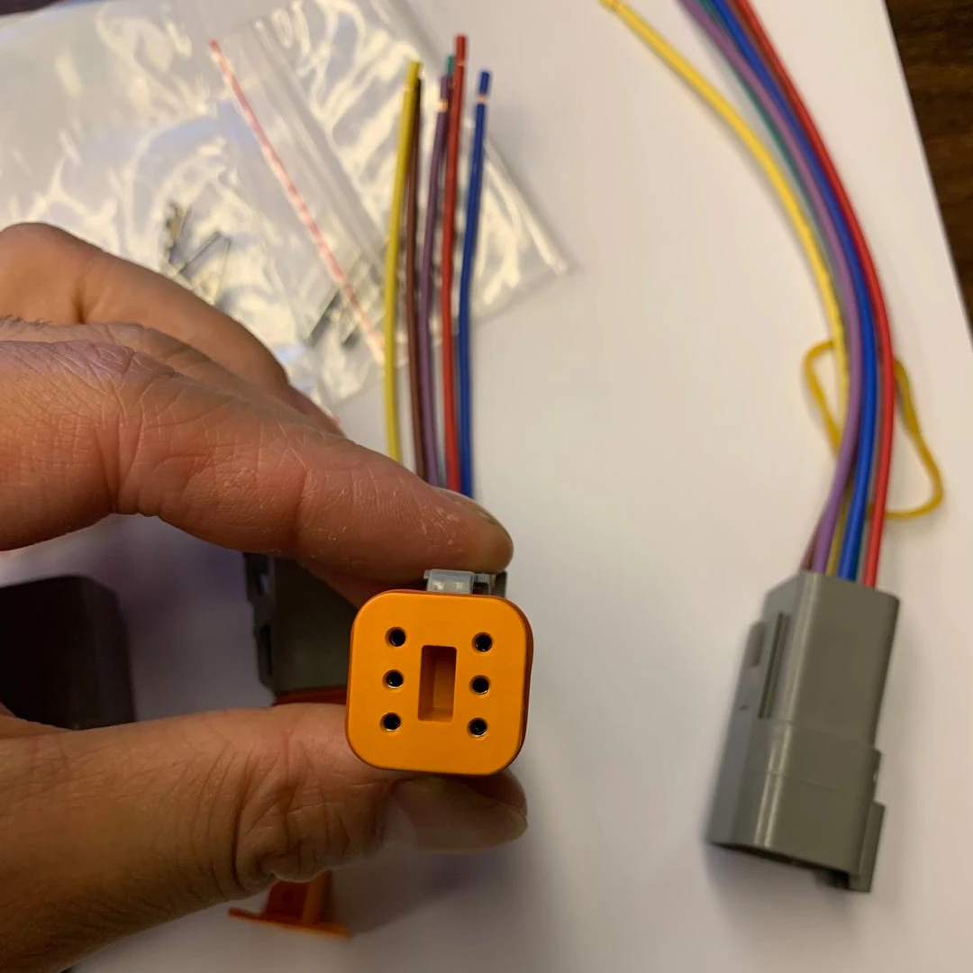 Connectors of fan connectors of fan