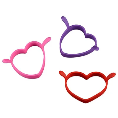 Hot sale Heatproof Non stick silicone Fried egg mold with handles Heart shape egg ring