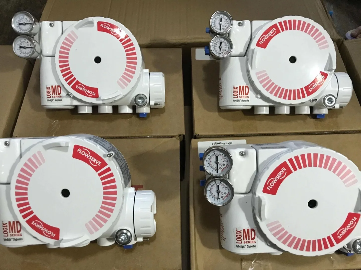 Original Flowserve Positioner Logix 3200md 3200MD-10-D6-E-04-40-0G-00 Logix 3200MD digital positioner