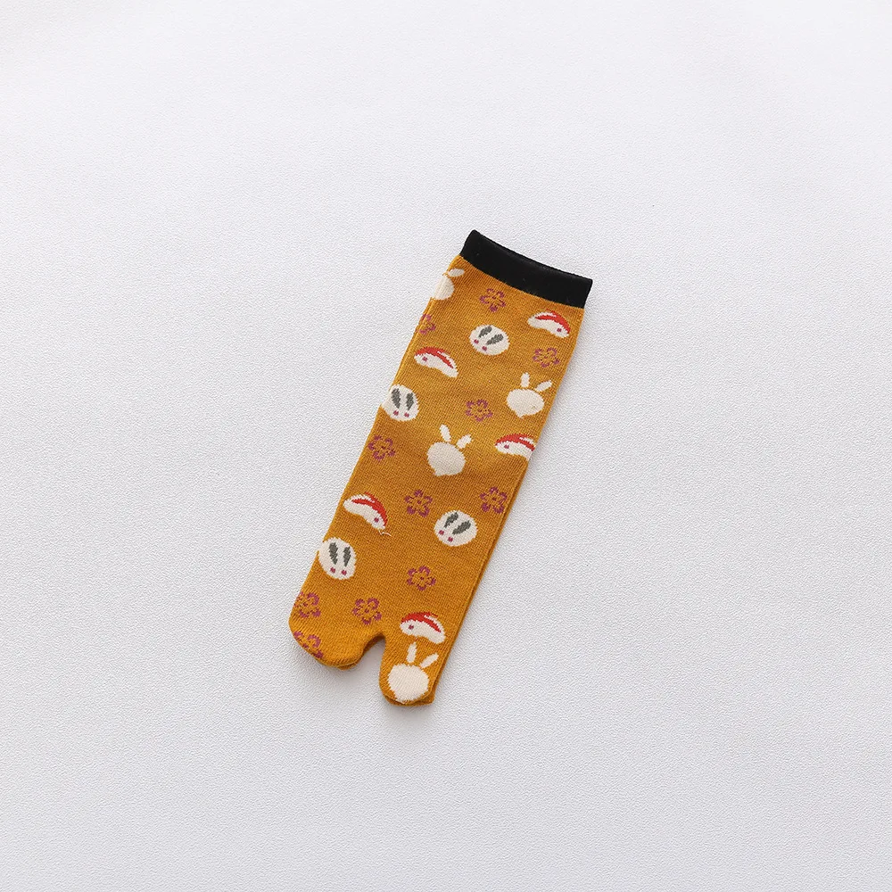 Japanese autumn and winter cartoon fancy two toes fun thermal socks with toes
