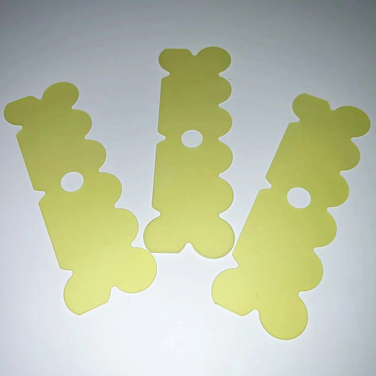 Желтый огнестойкий безгалогенный CNC изолирующий Стекловолоконный лист из эпоксидной смолы mylar для изоляционных деталей