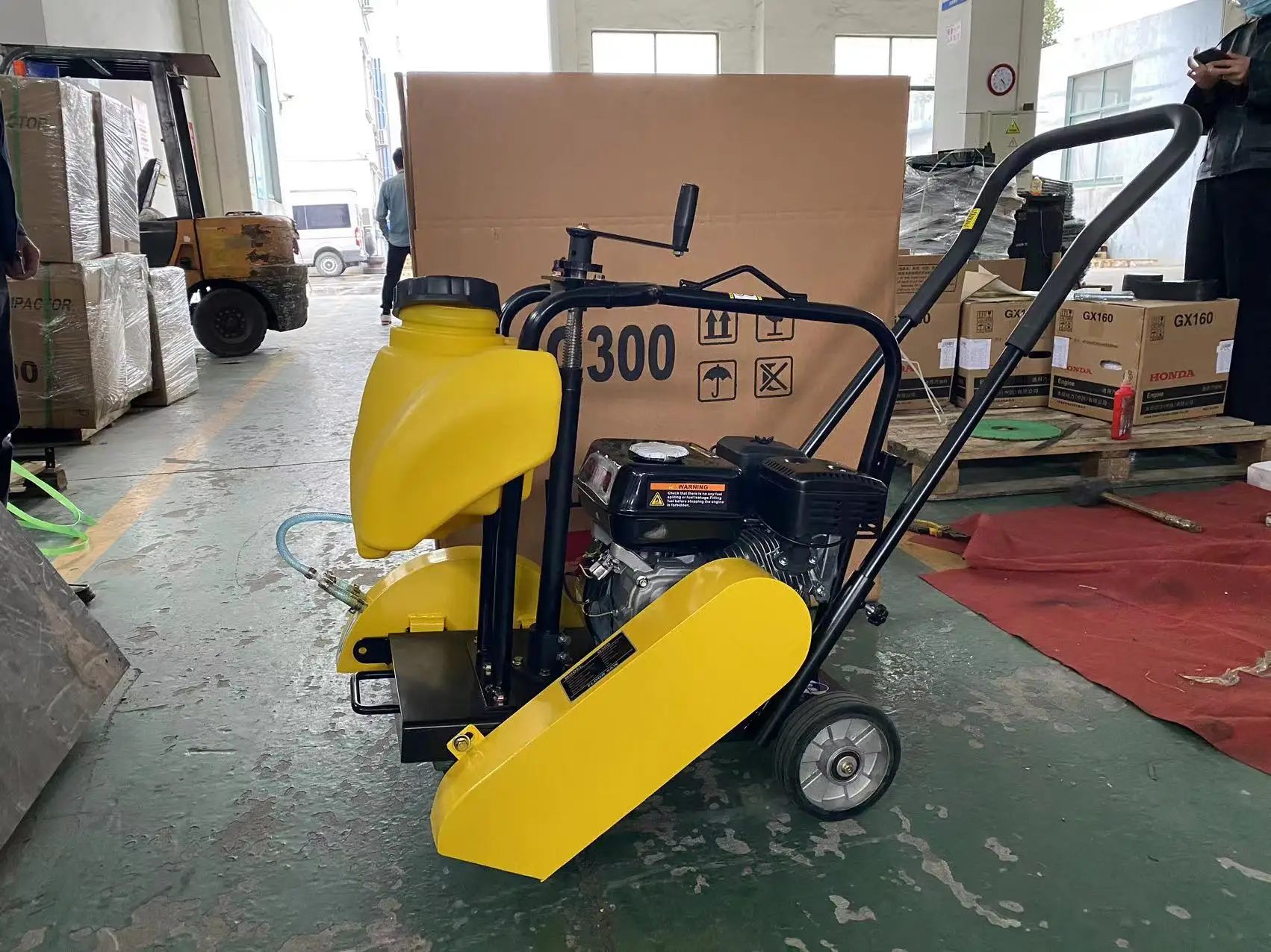 Hand held floor saw concrete cutter gasoline concrete road cutting machine