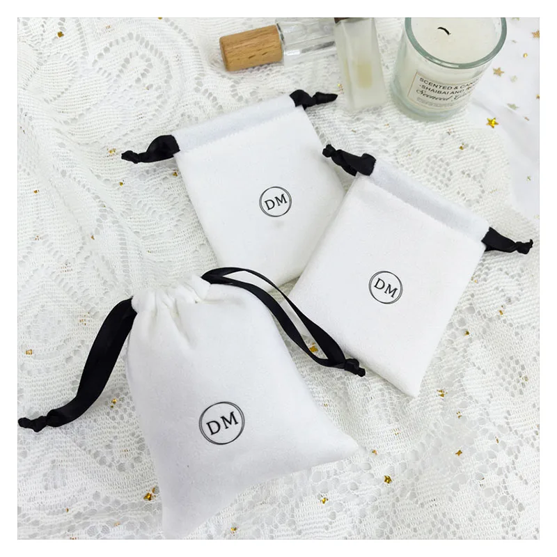 Wholesale Custom 7*9cm White Velvet Drawstring Pouch for Jewelry Perfume Gifts Watches Glasses Earrings Necklaces Printing Logo