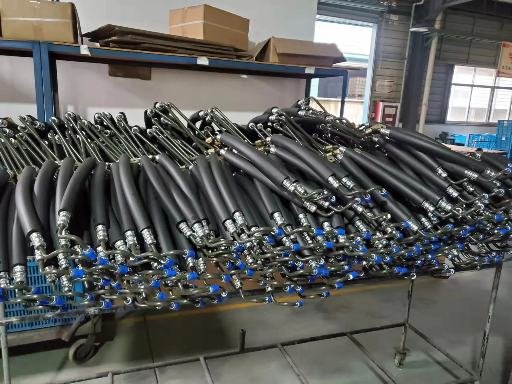 34306762819 34306771720 SAE J1401 Front Axle Brake Hose Length 548mm for BMW