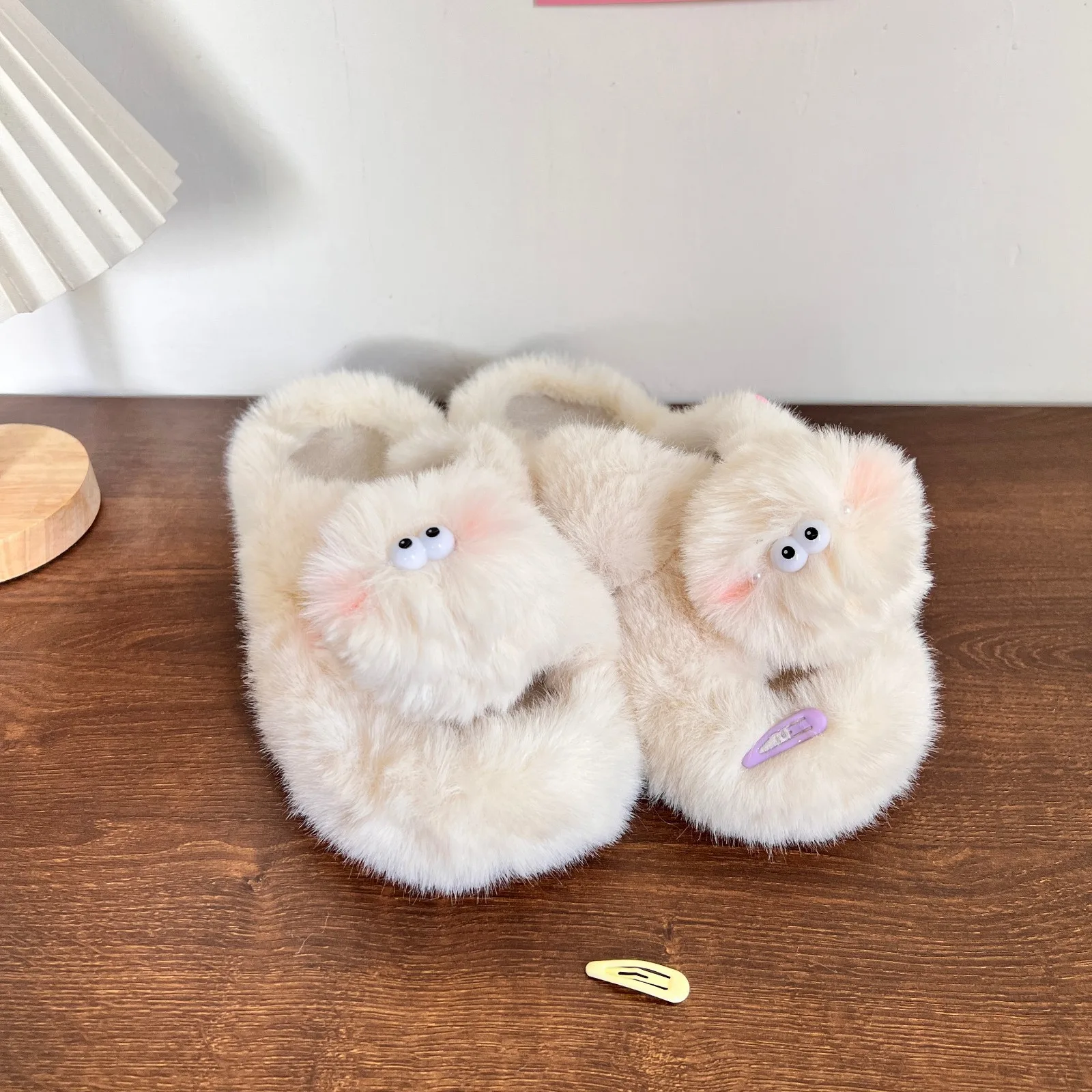 Autumn And Winter Thick-Soled Slippers  Wide Plush Slippers Cartoon Outdoor Flip-Flops