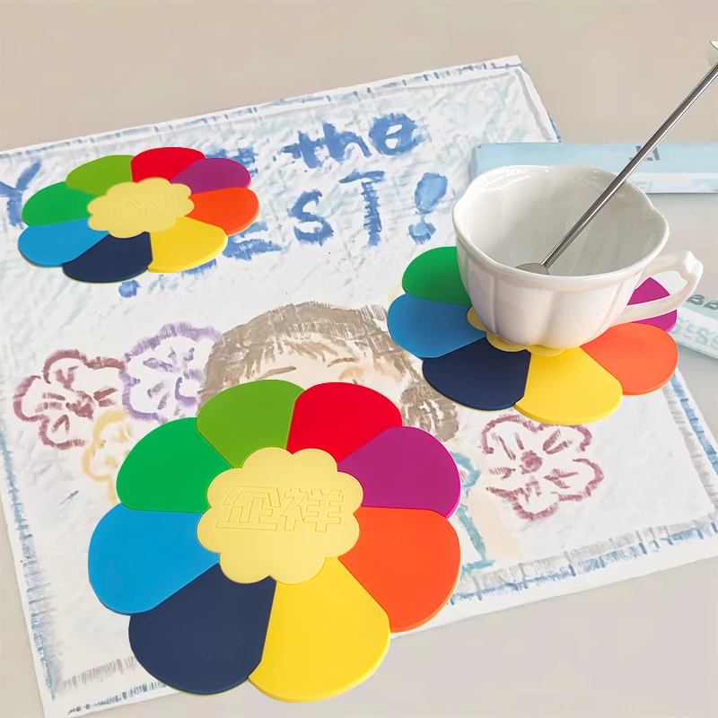 New PVC soft rubber placemat anti-slip drain heat insulation mat shock spot hot selling flower-shaped pot cushion coaster