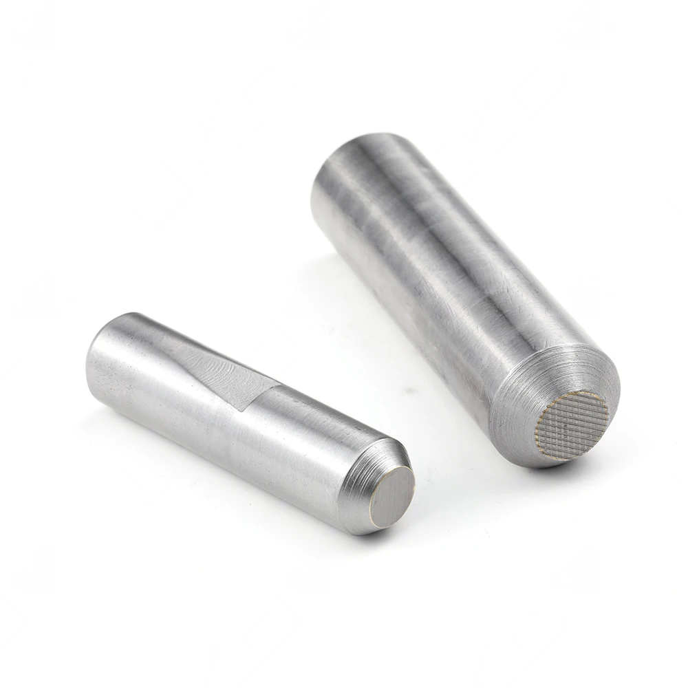 Cemented carbide wire nail cutting tools for producing wire nails