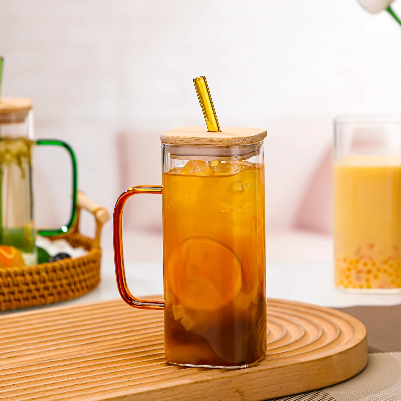 Square High Borosilicate Glass Beverage Cup with Straw In Stock 400ml Creative Glass Cold Drink Mug with Wooden Lid and Handle