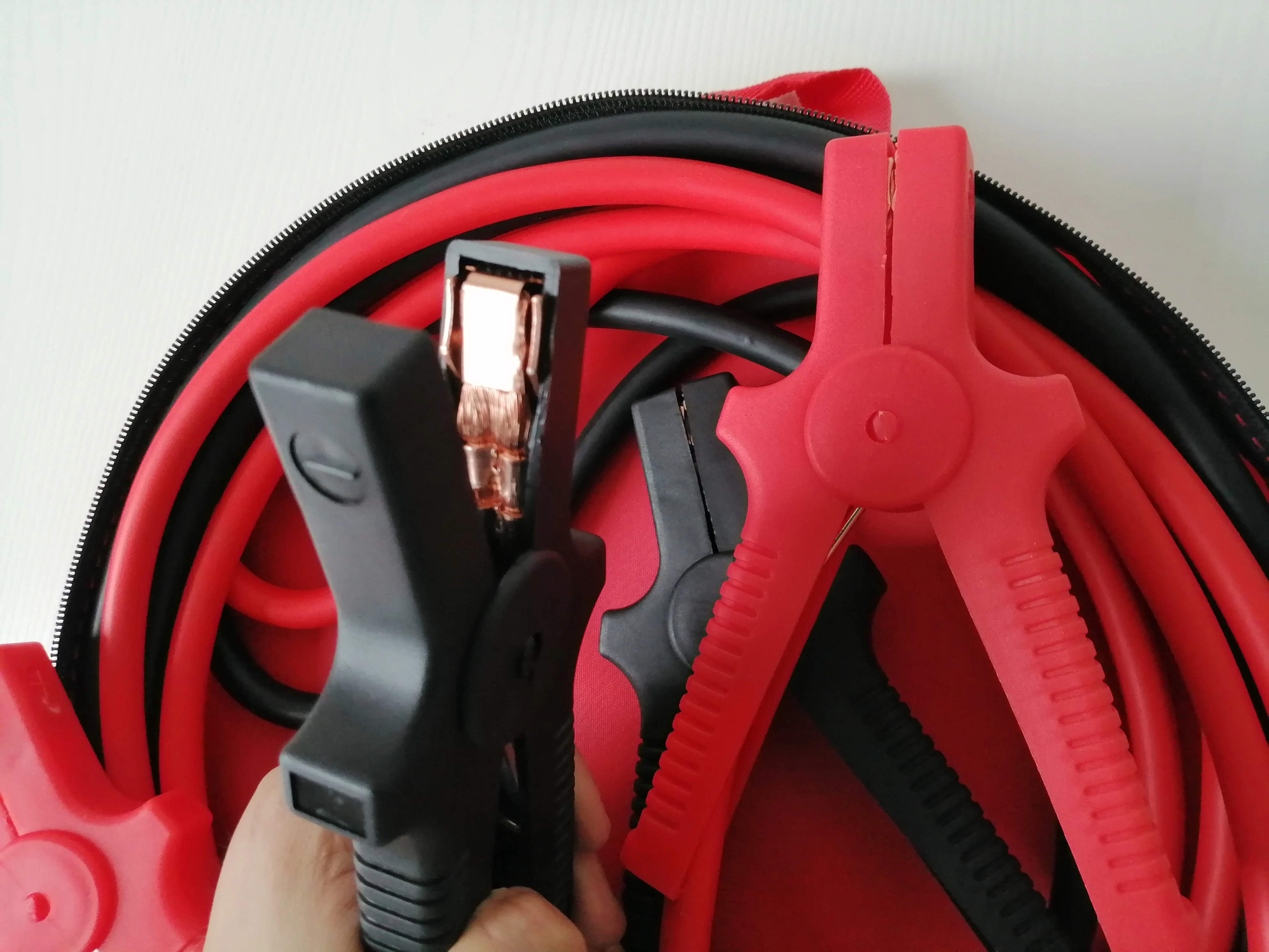 
Factory direct sale 500A PVC insulated battery with insulation protection and easy to carry 