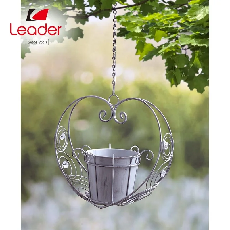 New Decorative Outdoor Garden Iron Hanging Flower Pot Metal Hanging Heart Planters