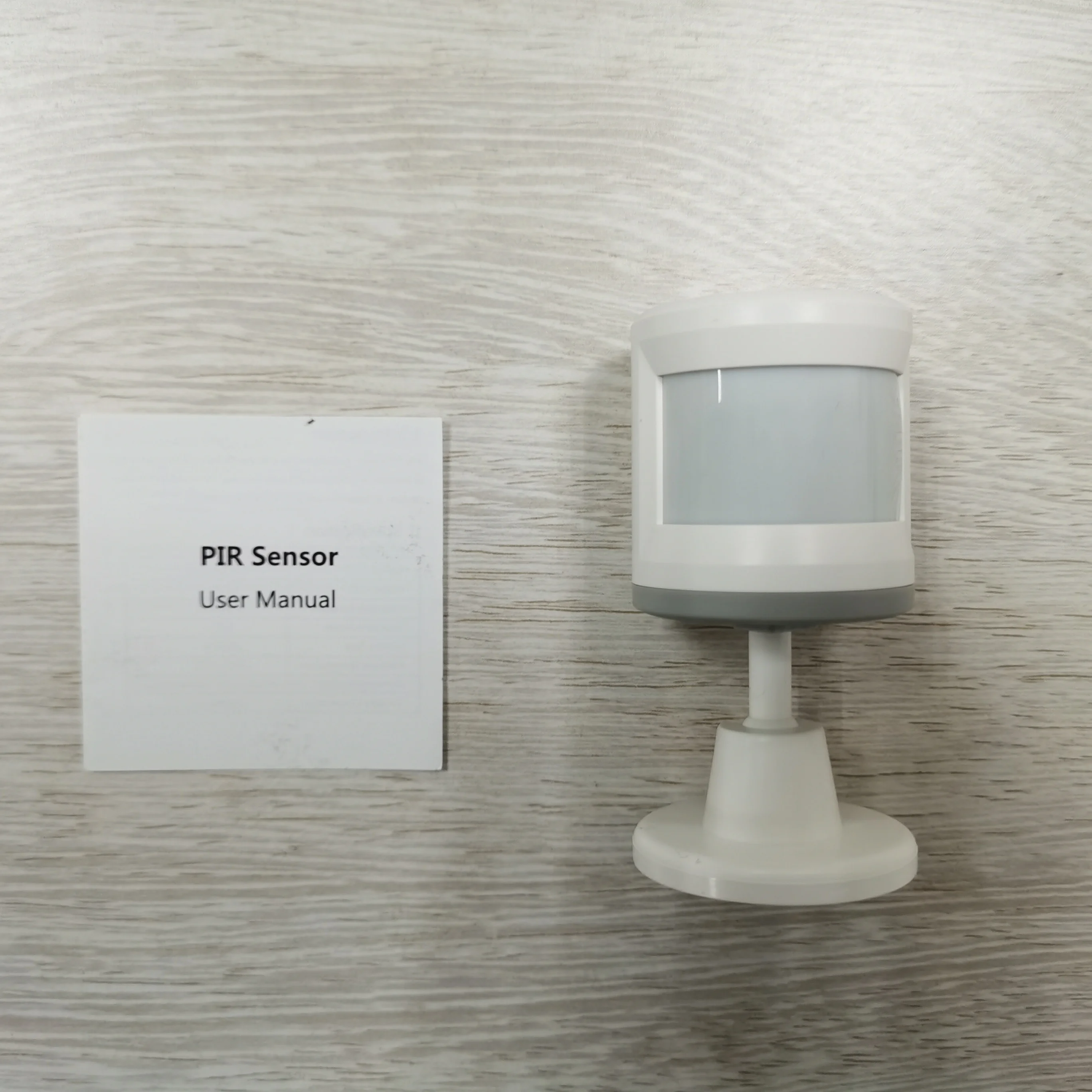 Larkkey Tuya zigbee pir motion detection sensor camera