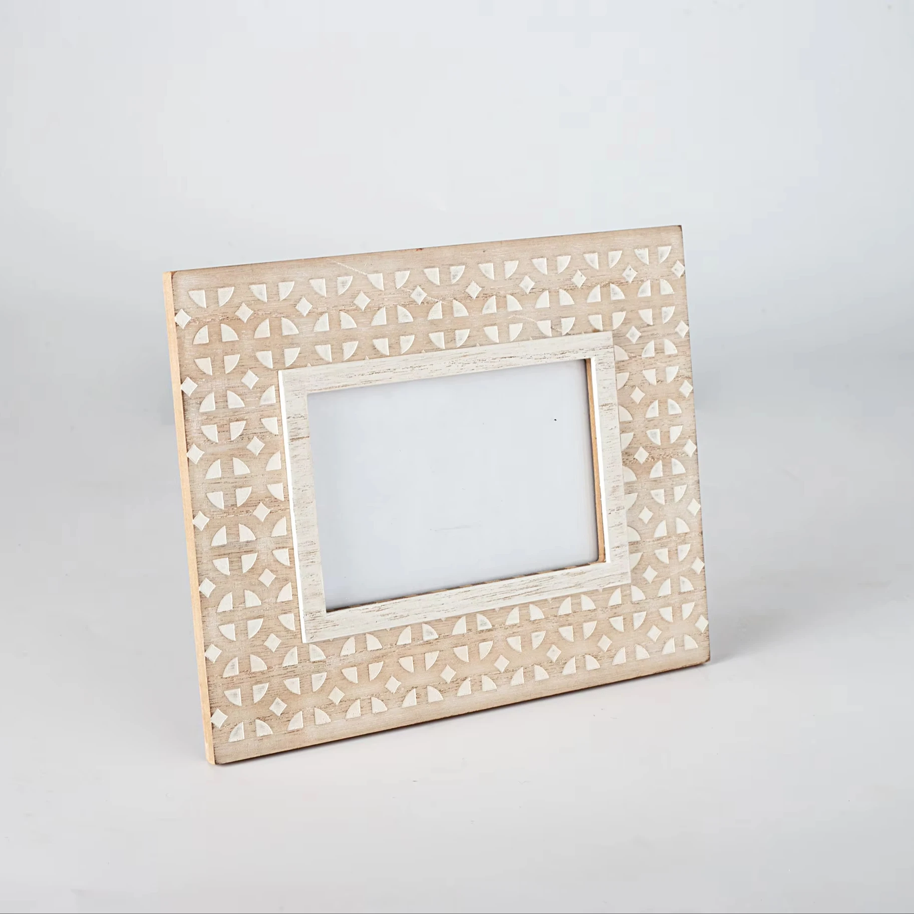 Vintage Solidwood Photo Desk Decoration Decorative Wood Wicker Rattan Picture Frame