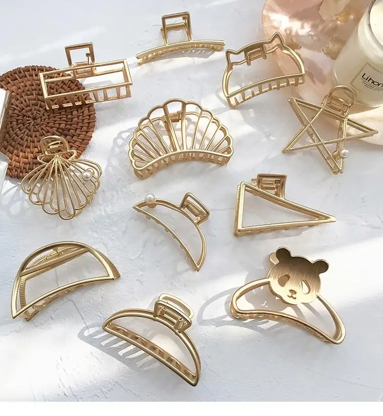 2023 TOP SALE  metal hairpin for women wholesale hair claw clips Creative hollow metal hair clip for women