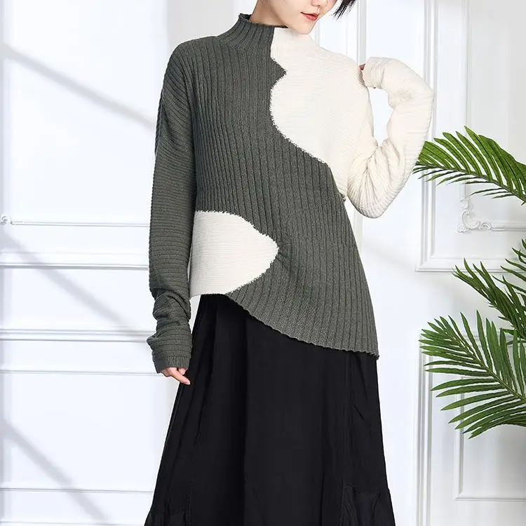 Stylish Oversized Sweater with RWS Certified Merino Wool Blend
