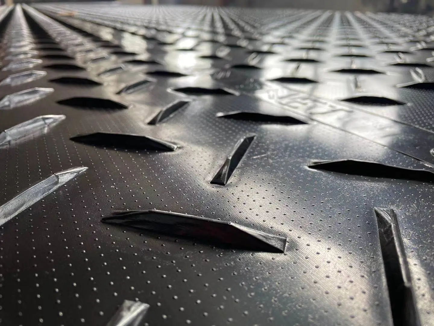 Good selling Manufacturer of hdpe sheet ground protection walkways panel hdpe ground protection mats 4x8