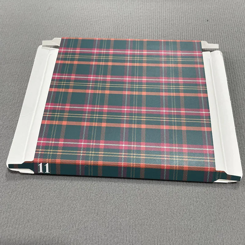Customized Logo Luxury Gifts Box Packaging Eco Friendly Paper Card Packaging Boxes For Small Business Cardboard Paper Gift Box