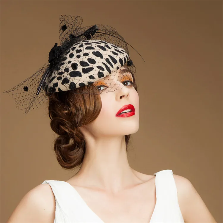 Женская элегантная британская Универсальная высококачественная модная аристократическая винтажная Шерстяная кепка для вечеринок и банкетов Женская Формальная шляпа с вуалью и перьями