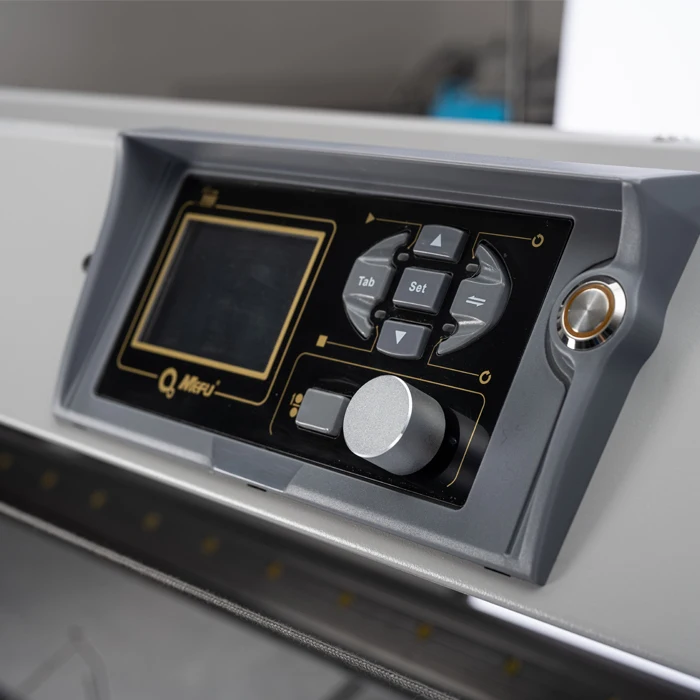 Fully Automatic Hot Model Laminator  Mefu Wide Format Laminating and Cutting Machine LF1700-F1