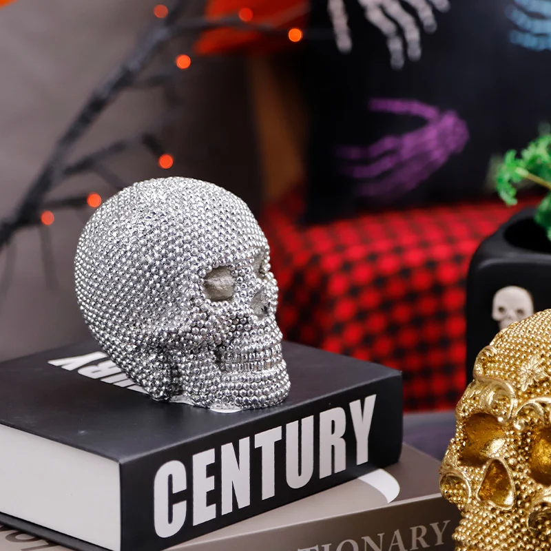 Redeco Creative Halloween Skull Ornaments Cool Silver Skull Head Statue Resin Golden Skull Sculpture For  Home Decoration
