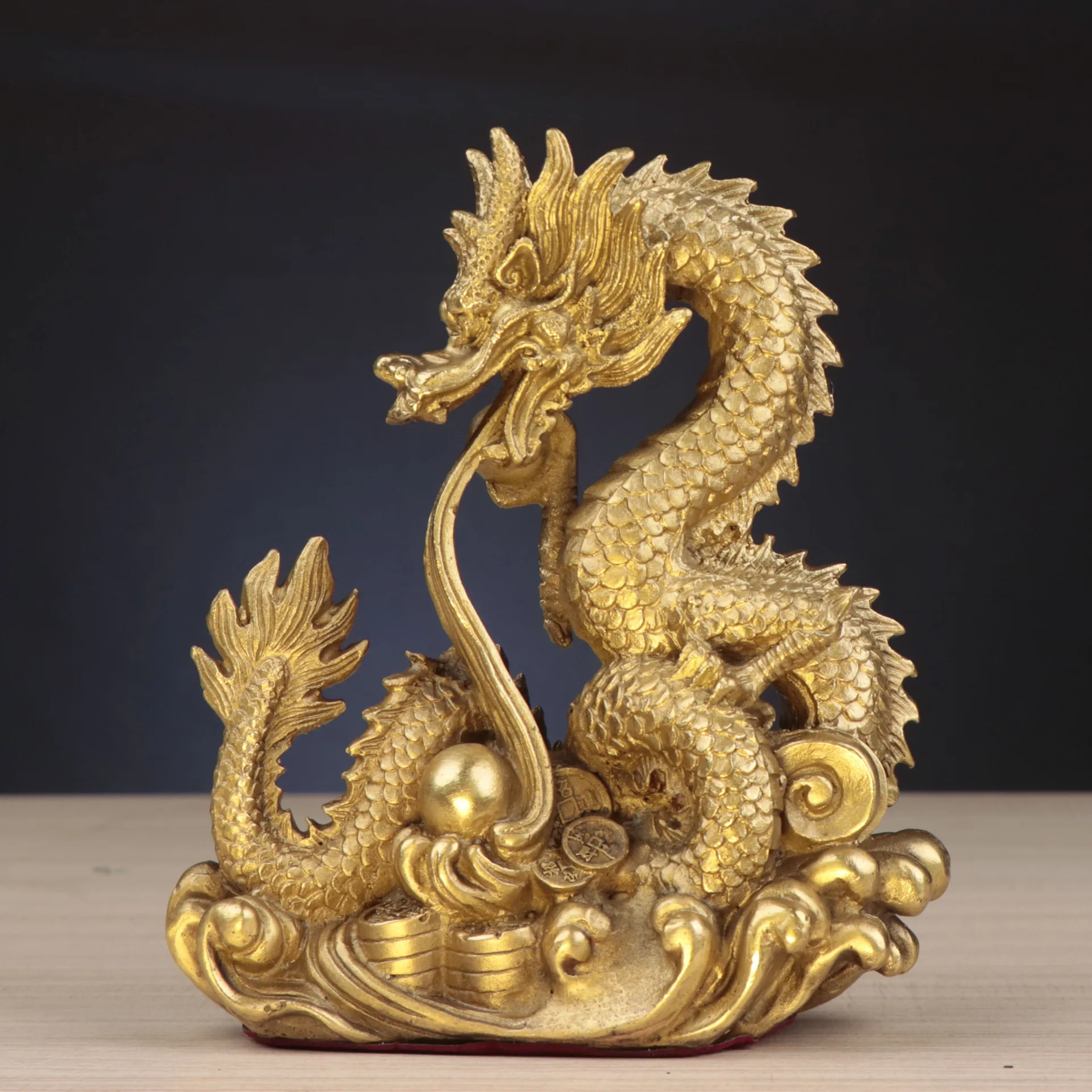 Dragon Sculpture indoor home Decoration Metal Animal Crafts Chinese Dragon Statue