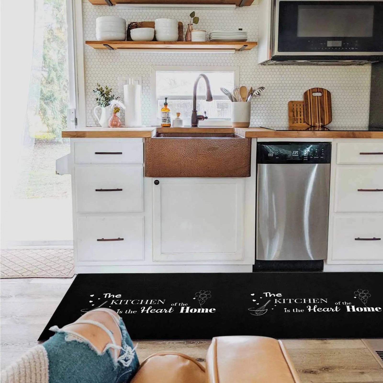 Wholesale Black and White Kitchen Cushioned Runner Rugs Non Skid Washable Microfiber mats for Kitchen Floor Decor Sets of 2pcs