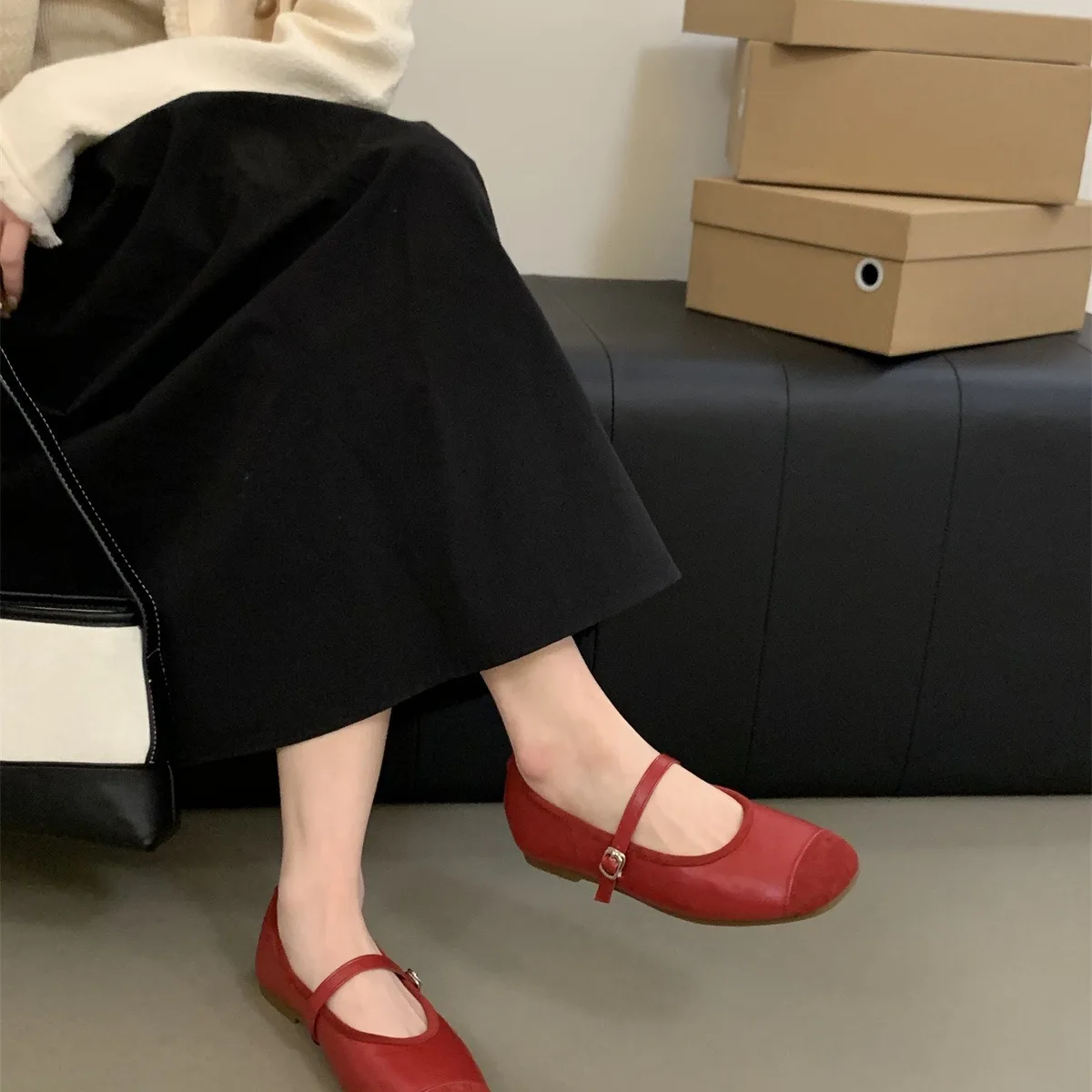 ladies shallow mouth single women flat spring and autumn French red retro round head gentle fairy Mary Jane shoes