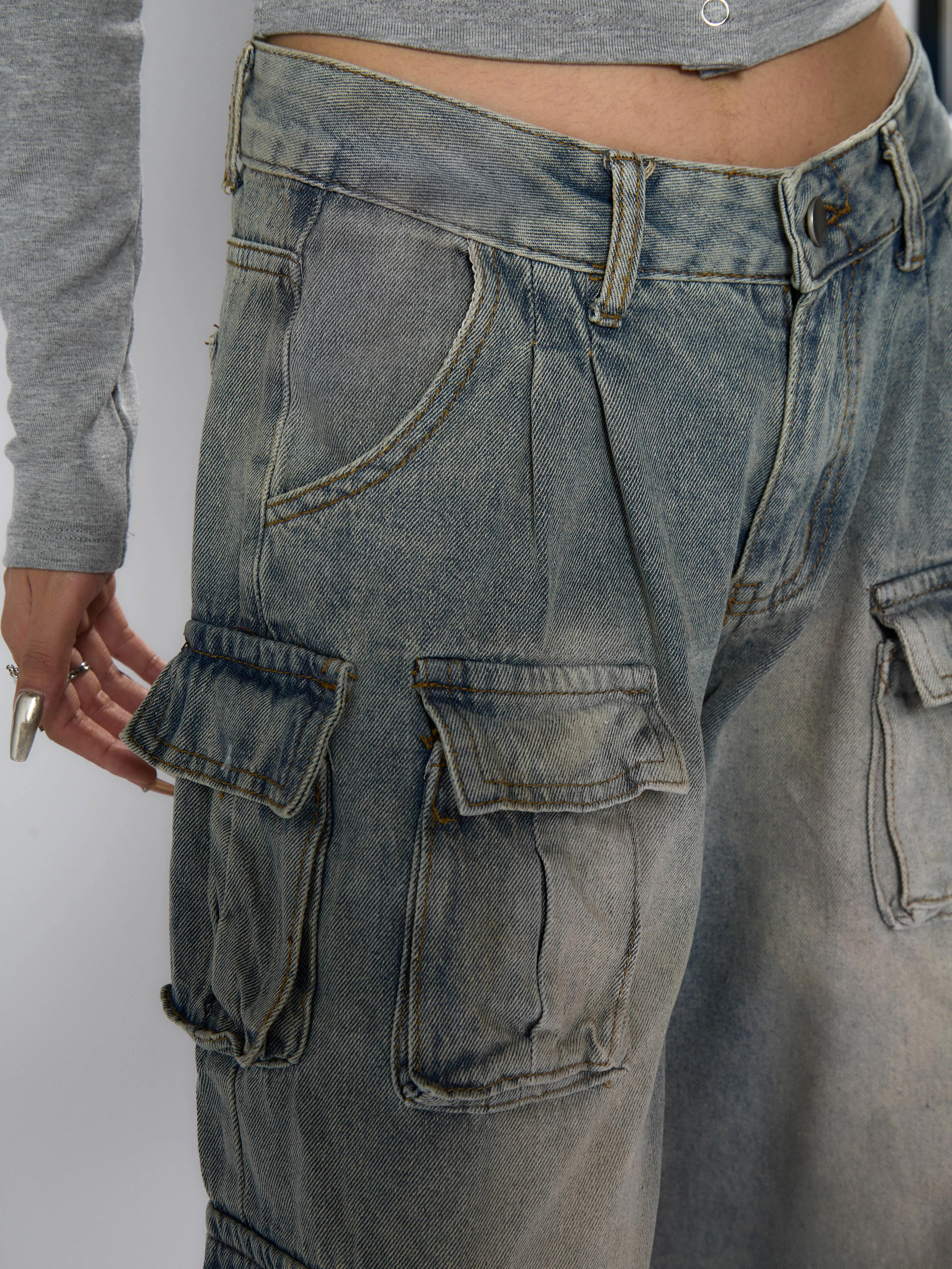 Bufa 2024 Trends Cargo Jeans Vintage Wash Functional Pockets Baggy Fit Low rise Jeans Women