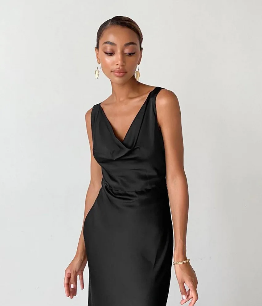 Customized Summer New Tank Top Dress Ice Silk Satin Small Black Dress Sexy Backless Long Dress