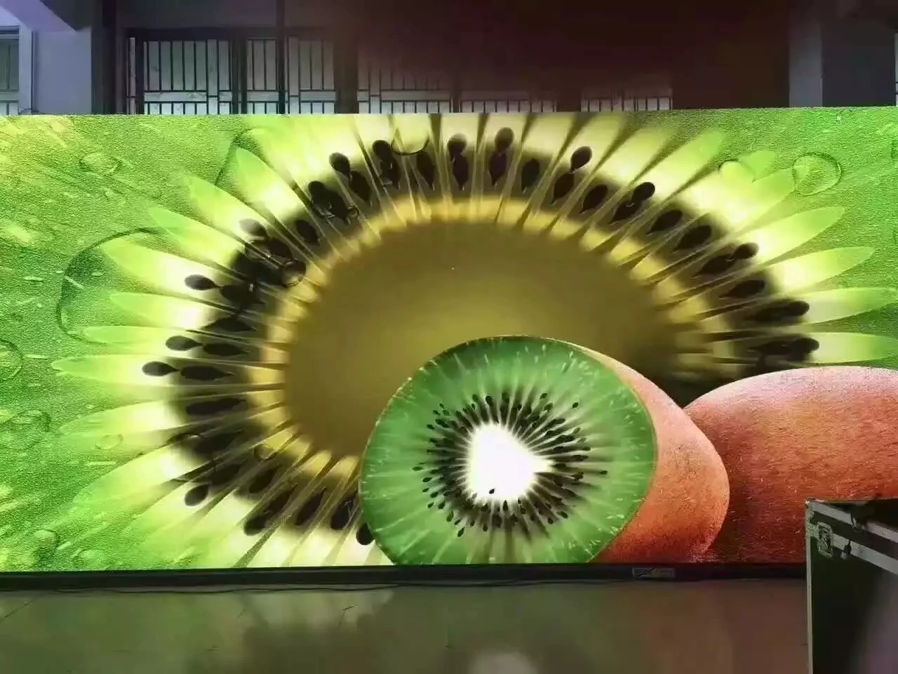 Wholesale Suppliers UHD Video Indoor Led Screen Front Service Led Display Screen 26pin