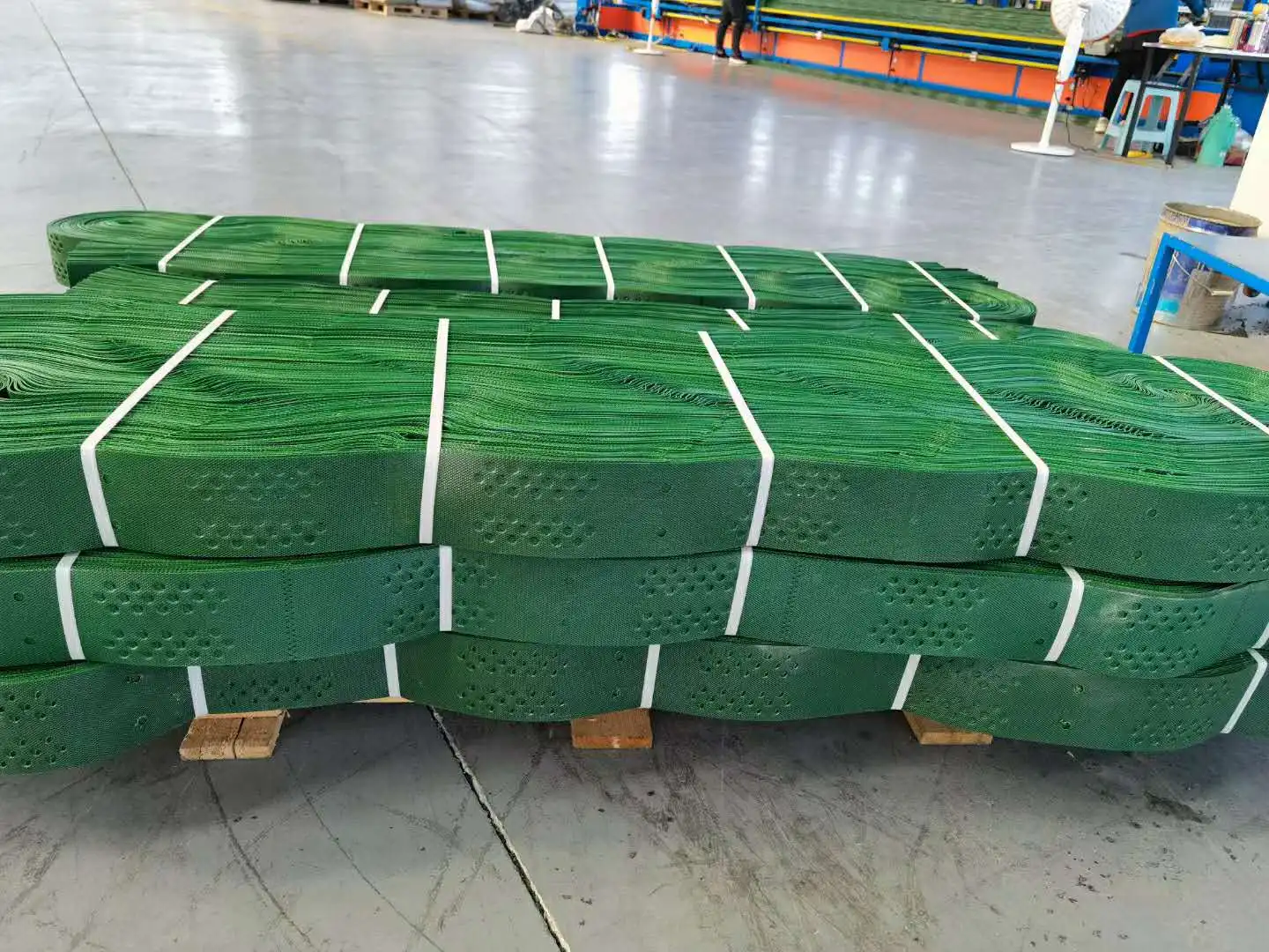 HDPE Plastic Geocell Honeycomb Gravel Grid for Outdoor Driveways PP Material With 3D Model Design Capability