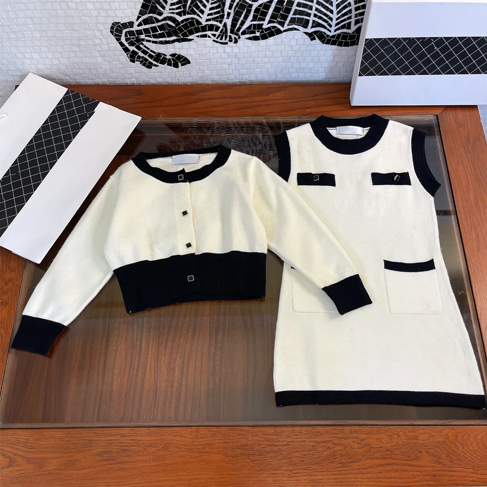 High-end New Style Children Cardigan Knitting Girl Clothes Jacket Sundress Girls Autumn Two-piece Knitted Skirt