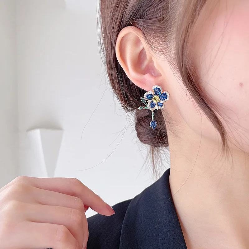 Heavy industry micro-inlaid colorful zircon earrings smart leaf earrings 925 silver needle three-dimensional flower earrings