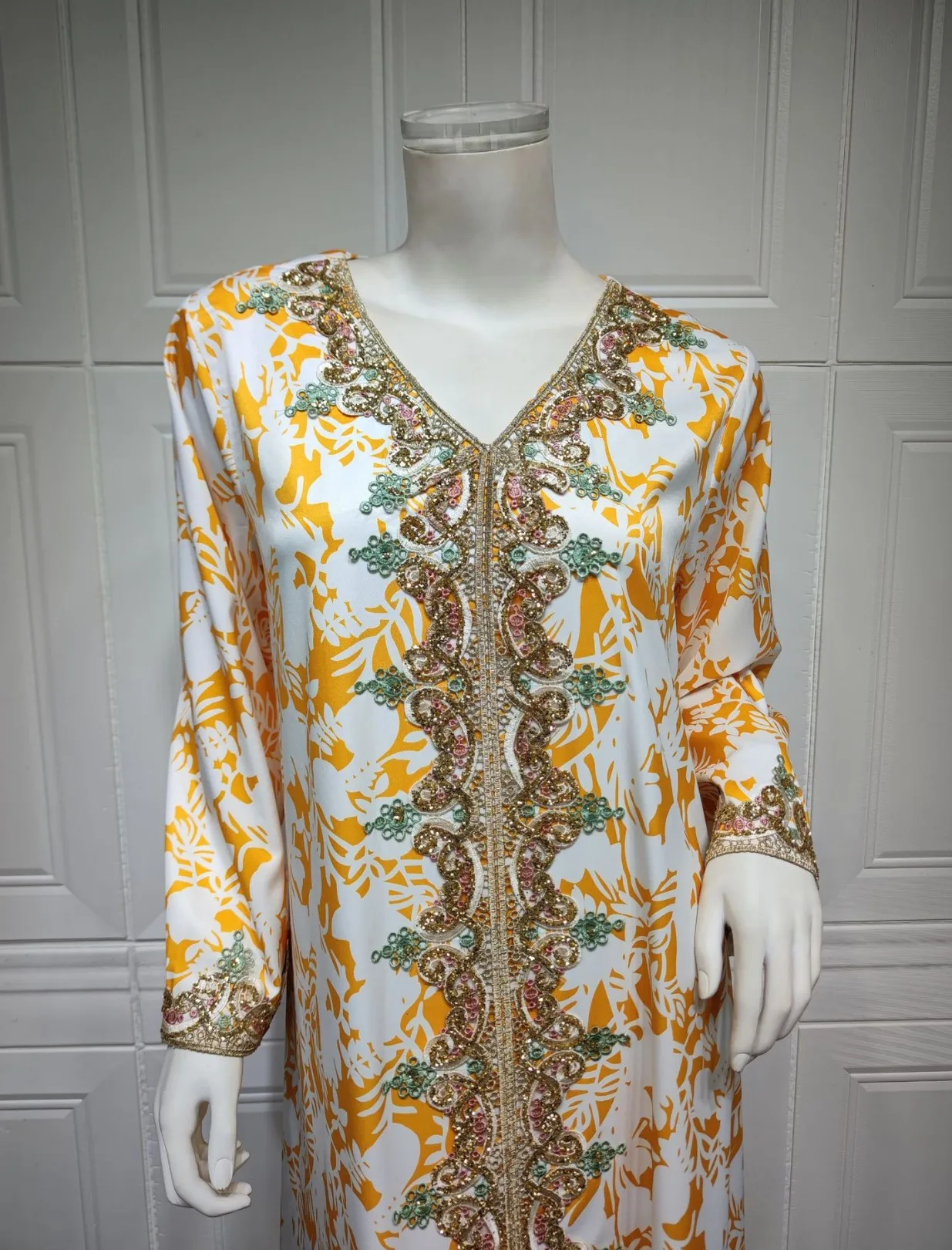 2022 new arrival Islamic clothing Arabic Muslim women abaya dress yellow print sequins gold lace Moroccan dresses