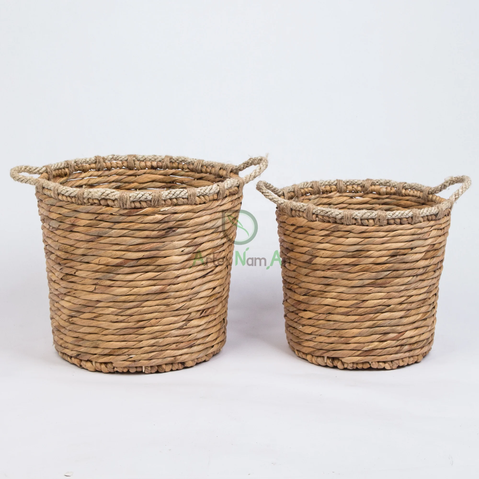Vietnam Wholesale Natural White Water Hyacinth Flower Planter Set round Pattern Woven Basket for Garden Decoration cm