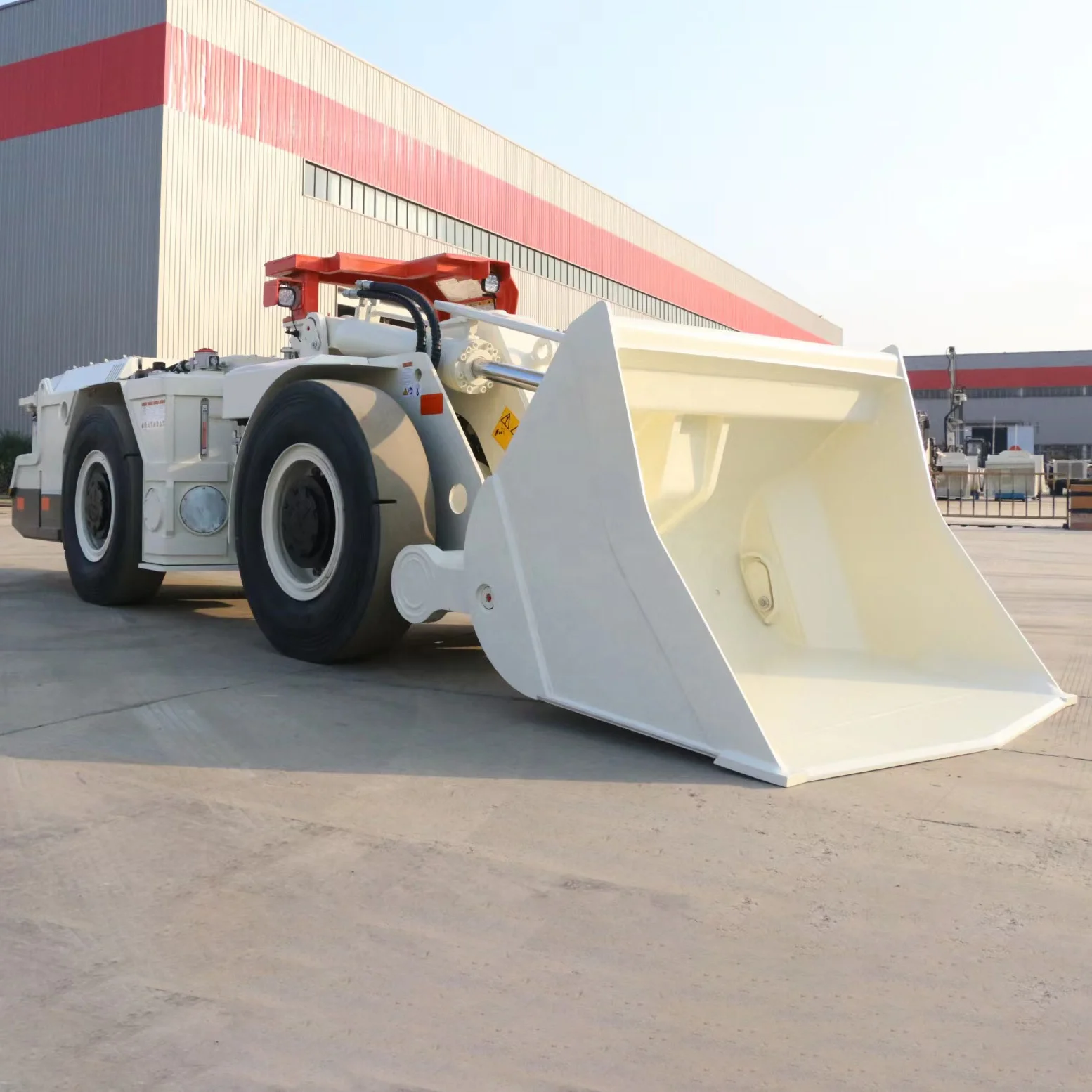 4.5 Cubic Meter Articulated Mining Scoop Loader Diesel Underground Wheel Loader For Coal