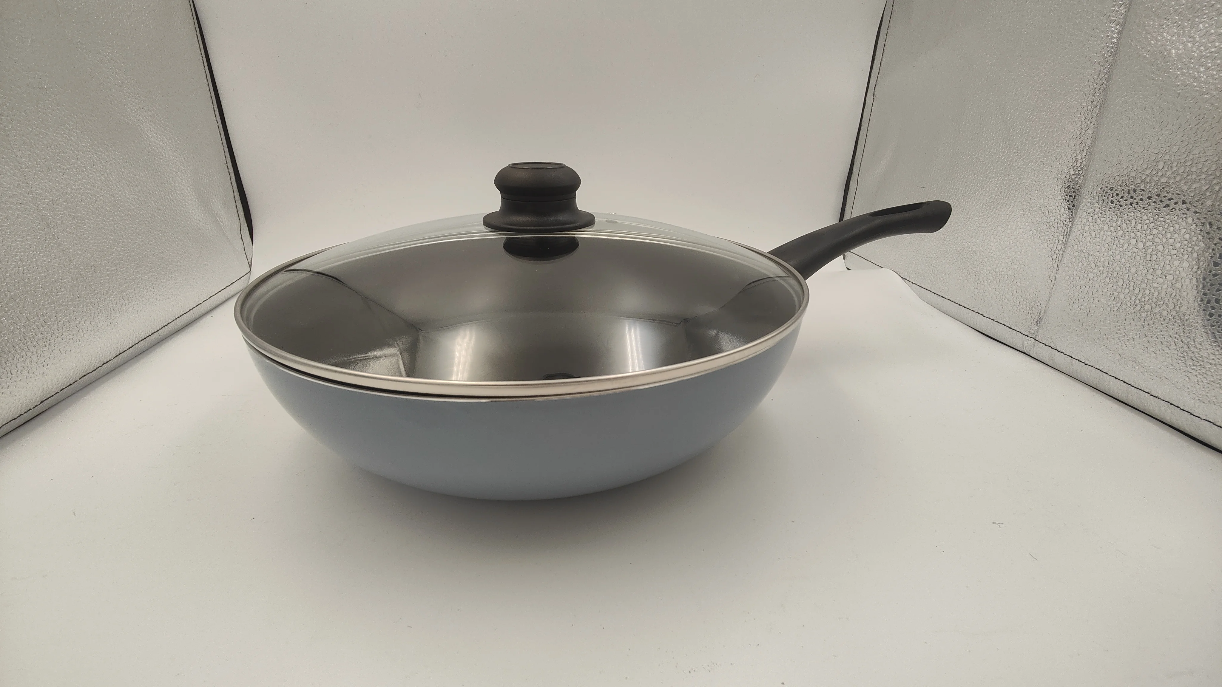 Aluminum non-stick wok pan 30cm