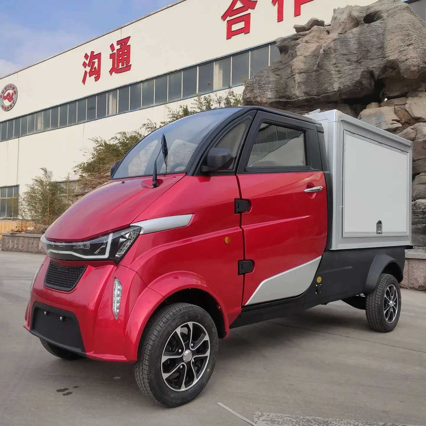 Electric truck cargo van cargo 4 roues voiture cargo truck electric