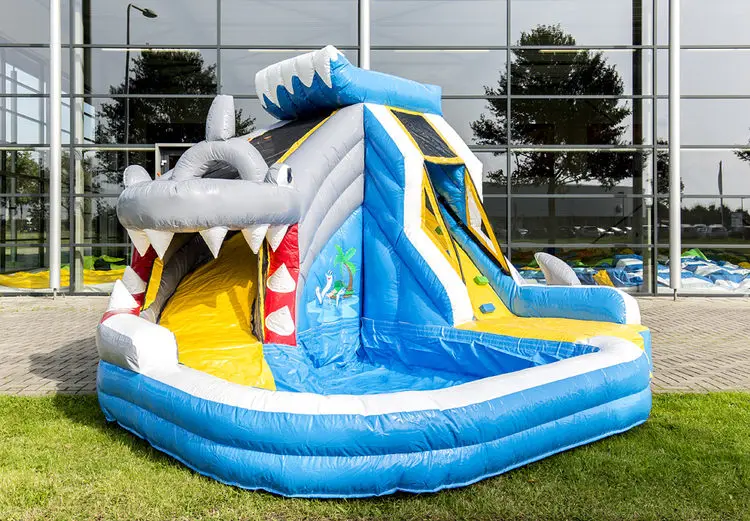 Wholesale Splashy Shark kids water park slides backyard inflatable bounce house inflatable water slide