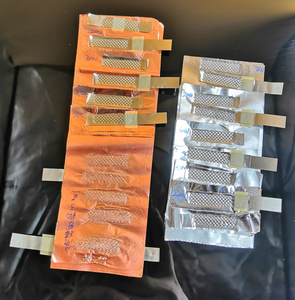 Welding Firmly 20kHz Ultrasonic Metal Spot Welder For Lithium Ion Battery Tabs Lithium Battery Cathode Ultrasonic weld