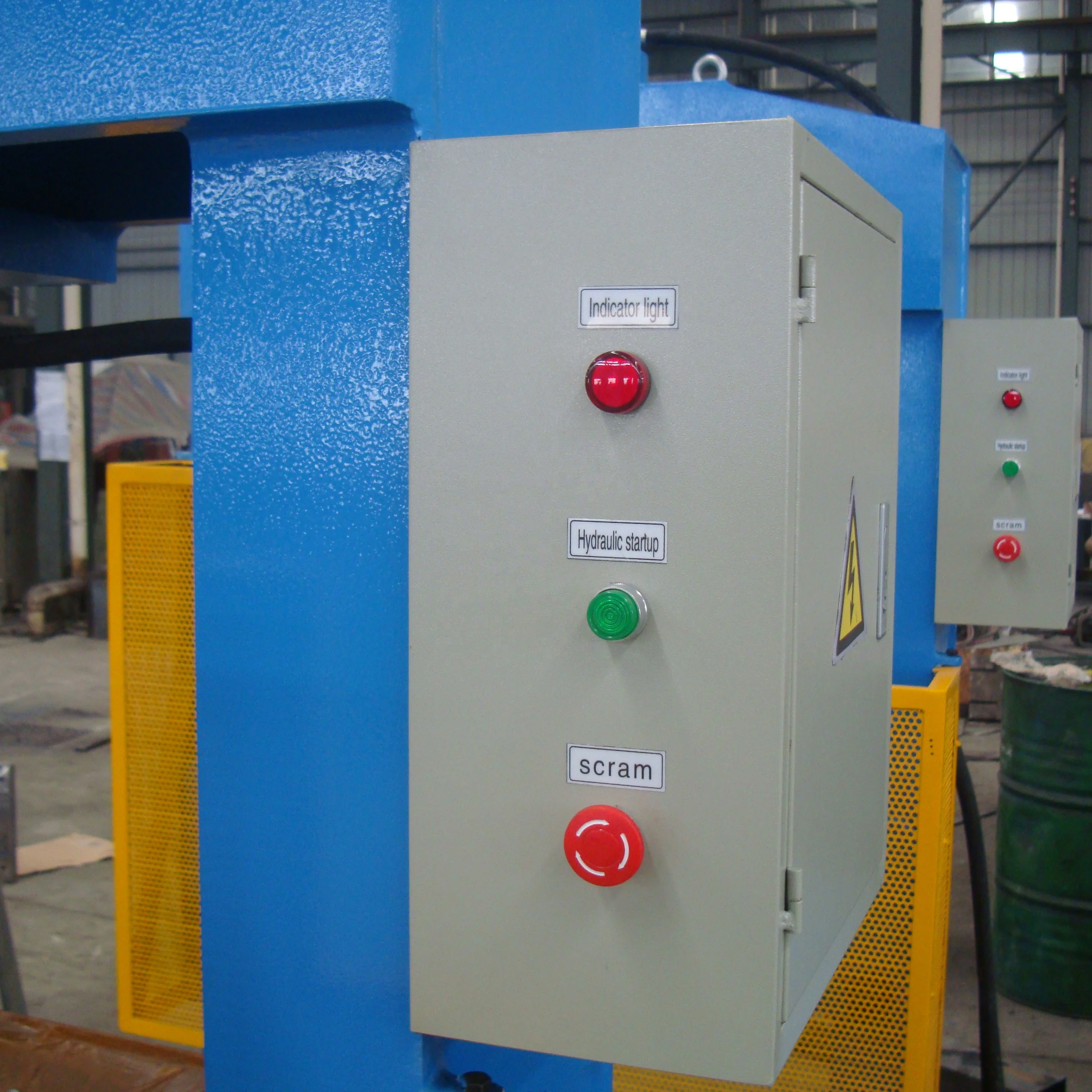 two pillars hydraulic press 200 ton