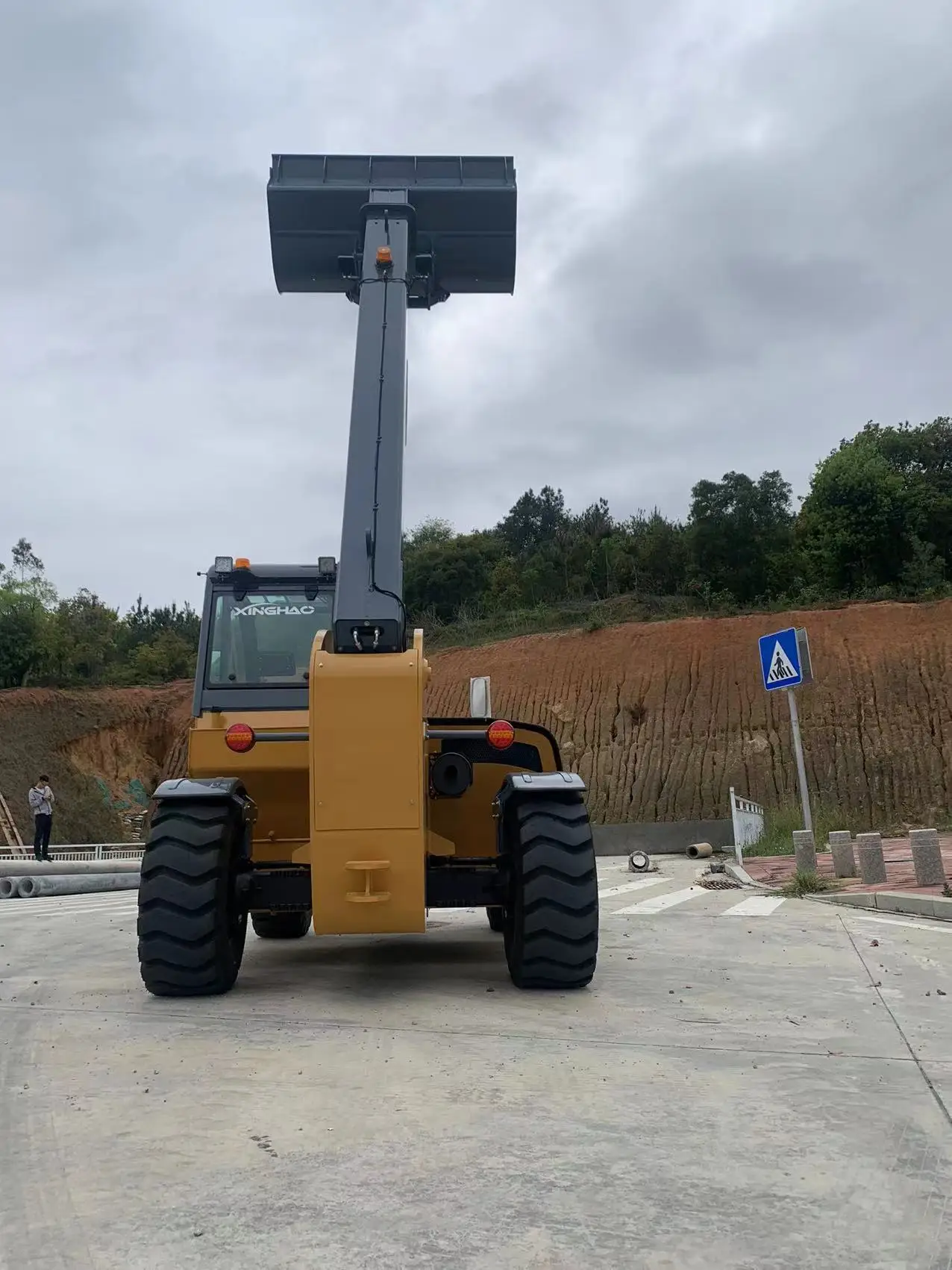 Xinghao everun mini small Telehandler  Lift Forklift 2.5 ton 1/64 Telescopic arm Forklift telescopic handler loader price