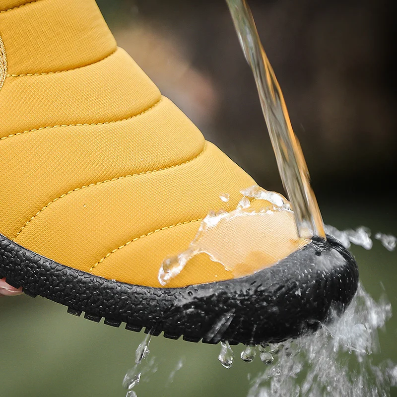 
2019 OEM Waterproof Snow Boots Winter Fashion Sneakers Boots Fur Lined warm shoes for men women size 36-48 