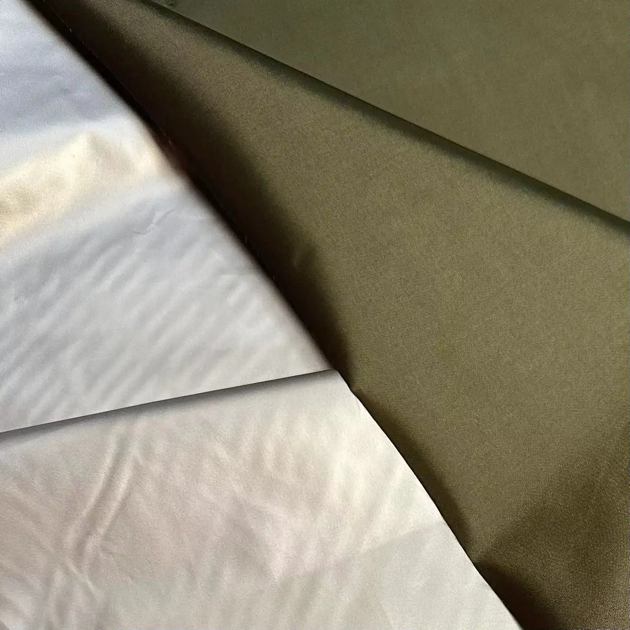 Nylon taffeta bonded TPU silver membrane fabric for Sportswear