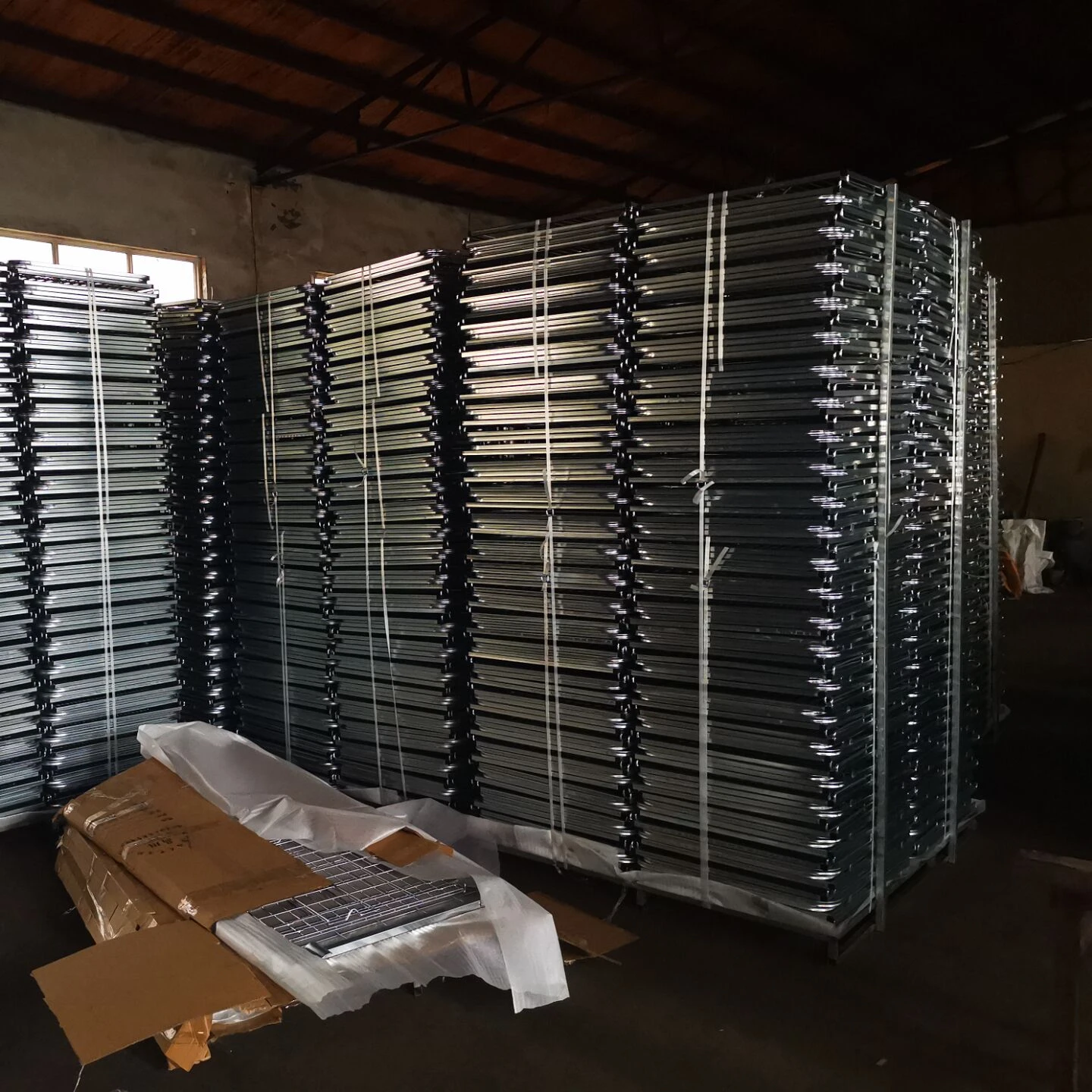 Folding Supermarket Metal Wire Mesh Warehouse Storage Roll Cage