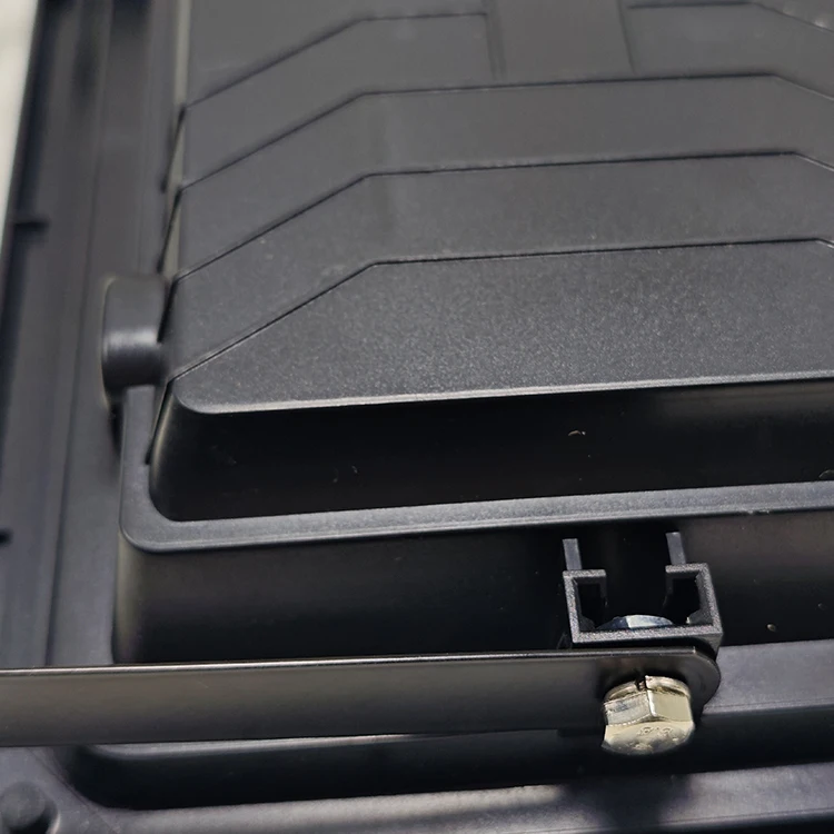 High Power Remote Control Outdoor Garden Tennis Court Light Waterproof Ip67 50w 100w 200w 300w 400w 500w Solar Flood Lamp