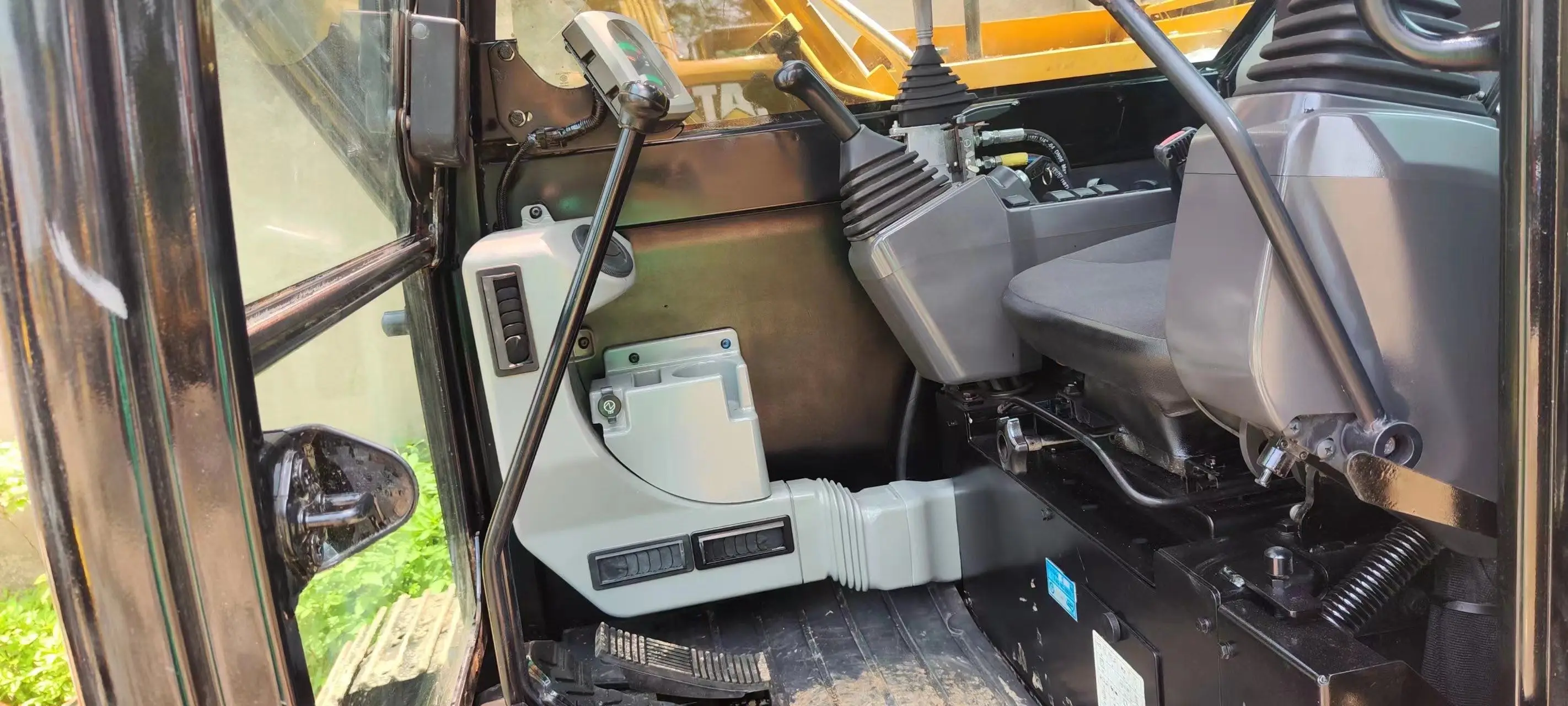 95% New CAT 307d Mini Excavator Multifunctional Used Digger with Good Condition Imported from Japan 307 308 306d Models