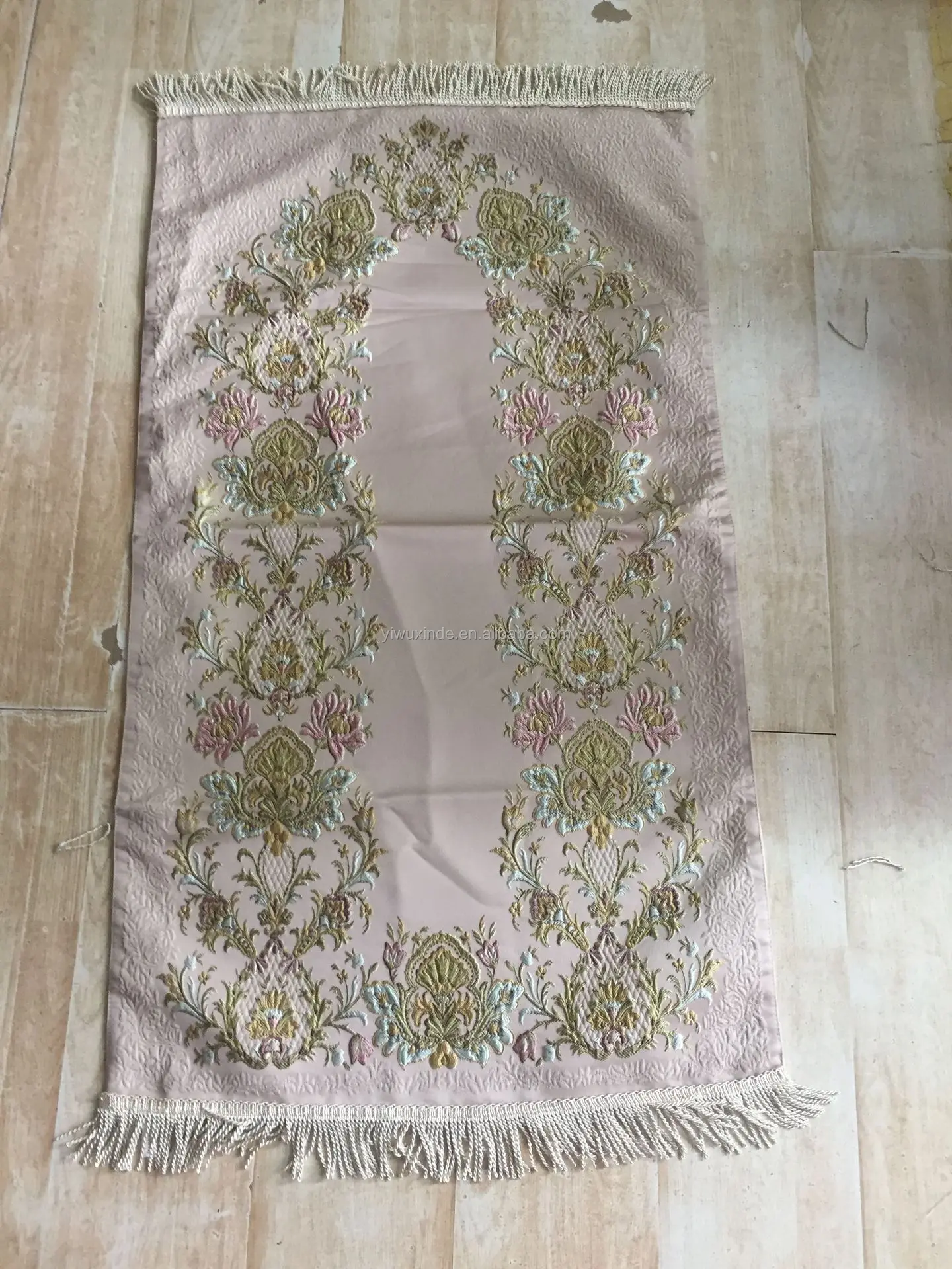 2022 New embossed Jacquard Worship rug Muslim Worship Mat portable washable blanket