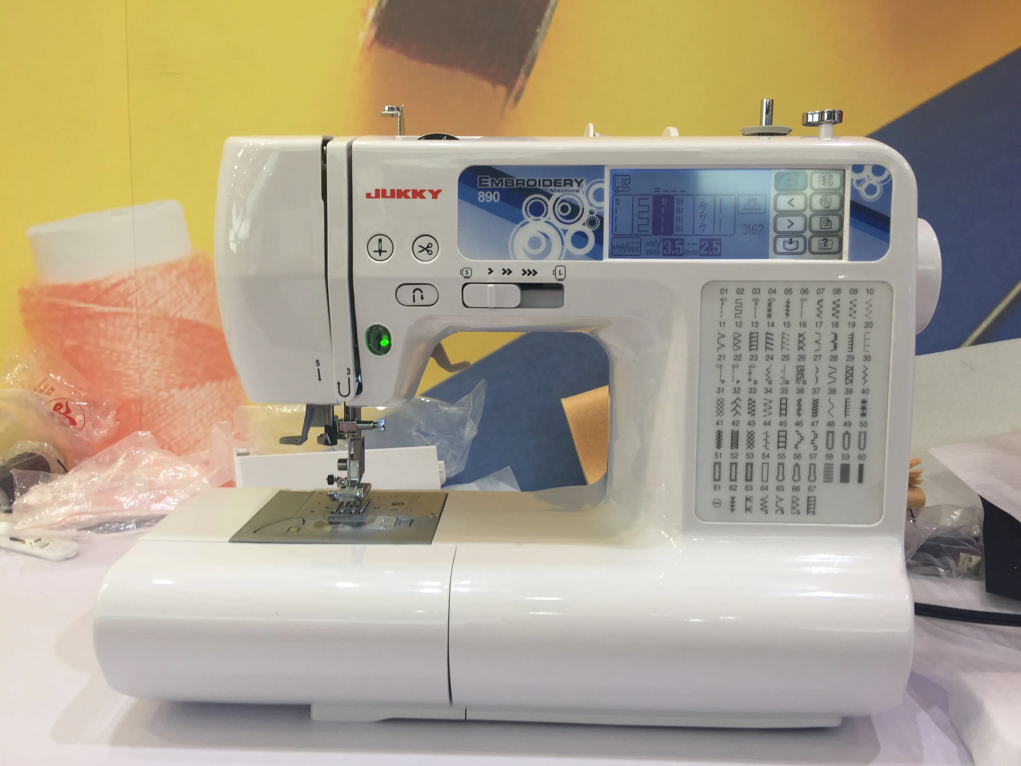 JK890 Computerized Embroidery Sewing Machine Support USB for Home Use 75 Patterns Easy to Operate for Beginners DIY Manual Class