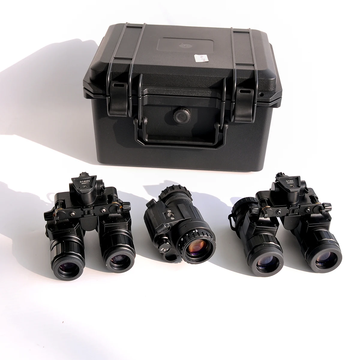 US standard PVS-14 monocular night vision monocular super second-generation low-light image intensifier