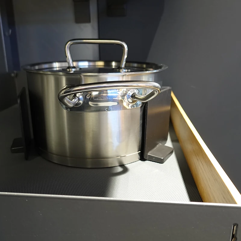 BKX white porcelain slab/laminate/ self assemble Modular kitchen cabinet